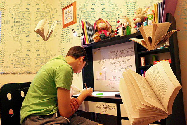 kingwood-nj-scholarship-youth-studying
